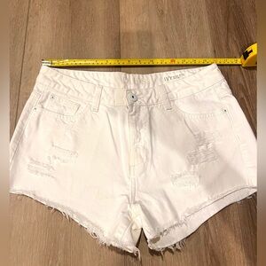 DL 1961 Ivy High Rise White Distressed Women Shorts Size 31 NWOT
